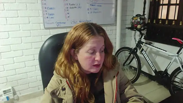 ViioletaMora online show from 02.16.25