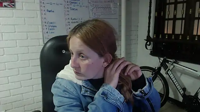 ViioletaMora online show from 02.23.25