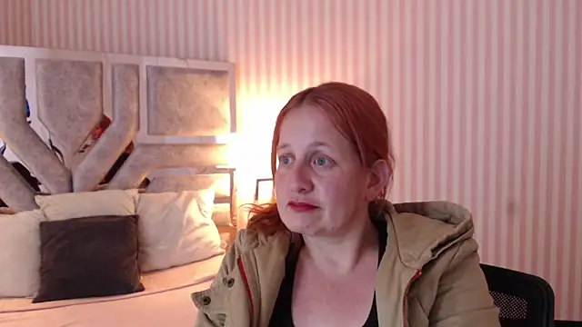 ViioletaMora online show from 03.19.25