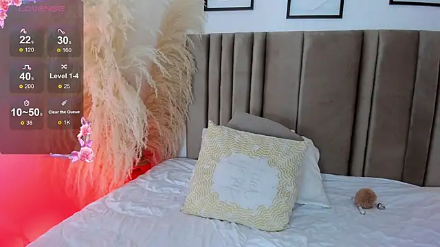 Snapshot of shann_a chatting on 12.24.24 shann a online show from 12.24.24