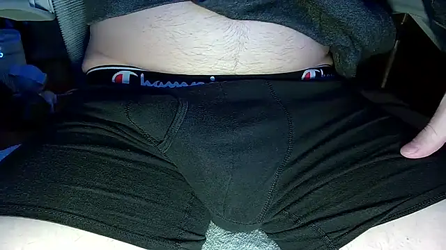 Snapshot of Stix_Zadinia chatting on 09.30.25 Stix Zadinia online show from 09.30.25