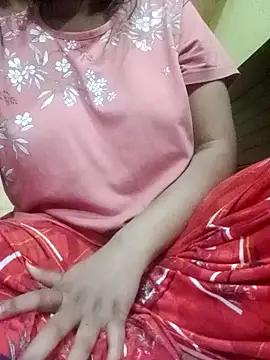 Snapshot of Im_Cute chatting on 02.15.25 Im Cute online show from 02.15.25