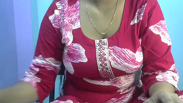 Snapshot of Im_Cute chatting on 09.26.25 Im Cute online show from 09.26.25