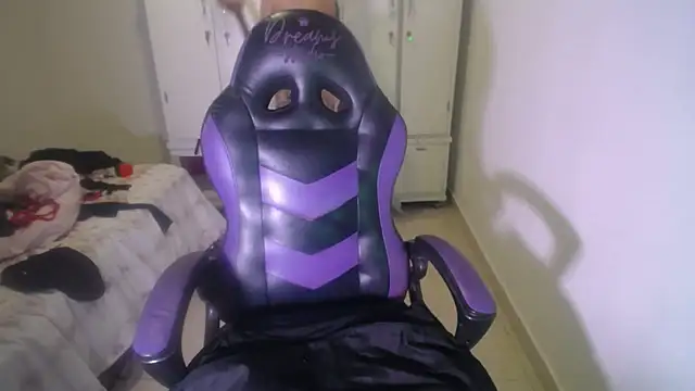 Snapshot of barbara_anal_squirt_ chatting on 10.18.25 barbara anal squirt online show from 10.18.25