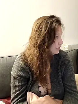 Snapshot of minette-sexy chatting on 03.09.25 minette-sexy online show from 03.09.25