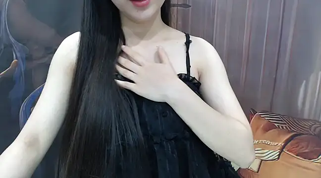 Snapshot of KaleAnisa chatting on 02.26.25 KaleAnisa online show from 02.26.25