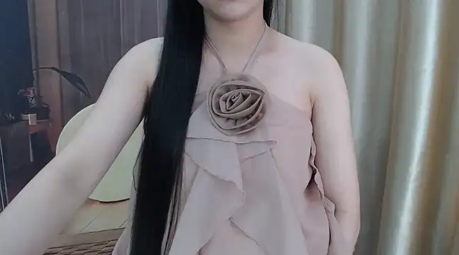 Snapshot of KaleAnisa chatting on 03.22.25 KaleAnisa online show from 03.22.25