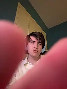 Snapshot of Carterdoesporn chatting on 10.15.25 Carterdoesporn online show from 10.15.25