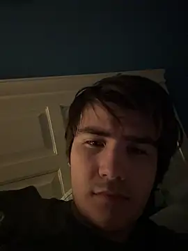 Snapshot of Carterdoesporn chatting on 10.24.25 Carterdoesporn online show from 10.24.25