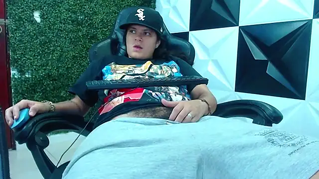 snowflake xxx online show from 02.25.25