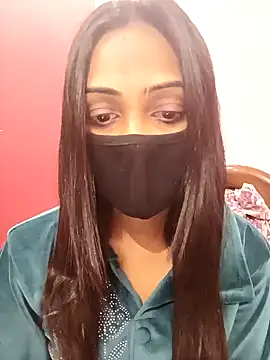 Snapshot of Yours-Bebo chatting on 01.29.25 Yours-Bebo online show from 01.29.25