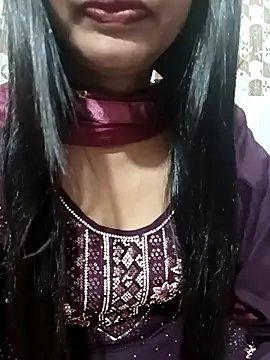 Snapshot of Yours-Bebo chatting on 02.26.25 Yours-Bebo online show from 02.26.25