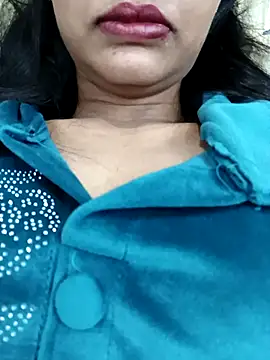 Snapshot of Yours-Bebo chatting on 03.06.25 Yours-Bebo online show from 03.06.25