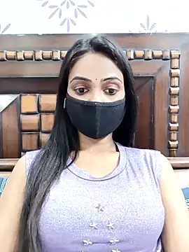 Snapshot of Yours-Bebo chatting on 03.18.25 Yours-Bebo online show from 03.18.25