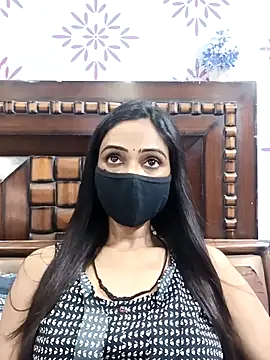 Snapshot of Yours-Bebo chatting on 09.10.25 Yours-Bebo online show from 09.10.25