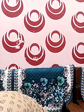 Snapshot of Yours-Bebo chatting on 09.20.25 Yours-Bebo online show from 09.20.25