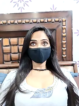 Snapshot of Yours-Bebo chatting on 09.24.25 Yours-Bebo online show from 09.24.25