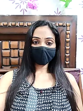 Snapshot of Yours-Bebo chatting on 10.28.25 Yours-Bebo online show from 10.28.25