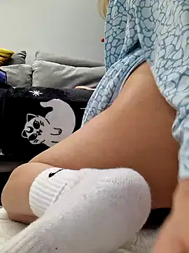 Snapshot of Miss____Mia_ chatting on 01.16.25 Miss Mia online show from 01.16.25