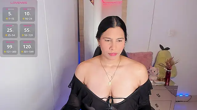 Snapshot of hellensexy chatting on 09.28.25 hellensexy online show from 09.28.25