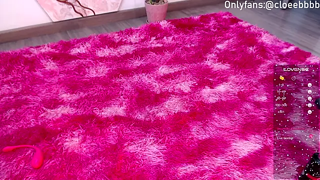 Snapshot of chloebritto chatting on 12.04.24 chloebritto online show from 12.04.24