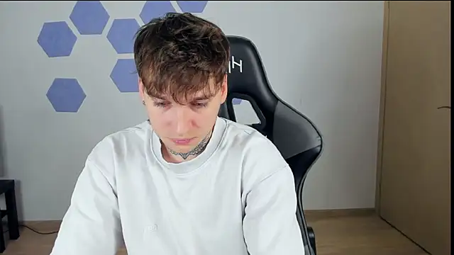 Snapshot of Chris_Tyson chatting on 01.16.25 Chris Tyson online show from 01.16.25