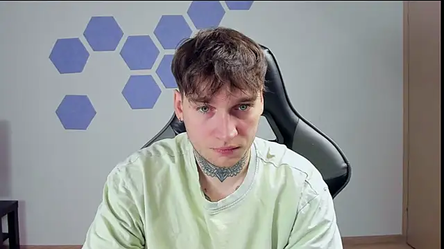 Snapshot of Chris_Tyson chatting on 01.18.25 Chris Tyson online show from 01.18.25