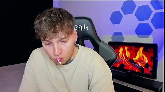 Snapshot of Chris_Tyson chatting on 02.16.25 Chris Tyson online show from 02.16.25