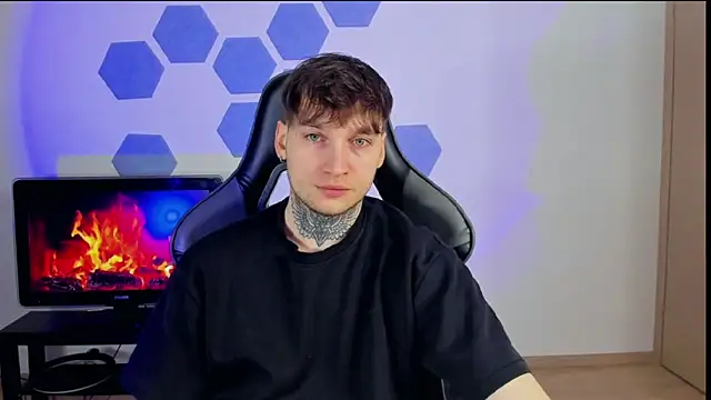 Snapshot of Chris_Tyson chatting on 02.28.25 Chris Tyson online show from 02.28.25