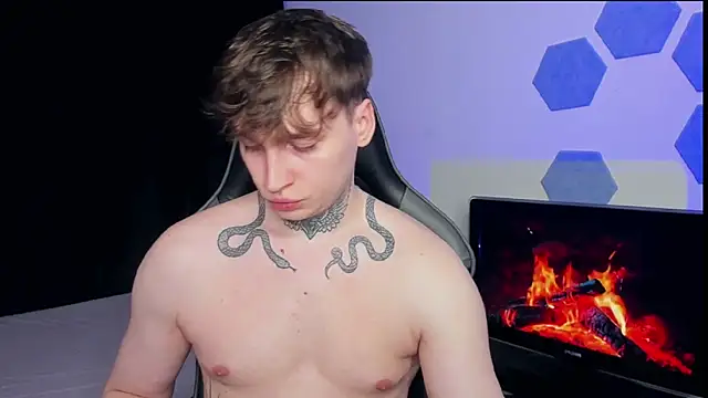 Snapshot of Chris_Tyson chatting on 03.14.25 Chris Tyson online show from 03.14.25