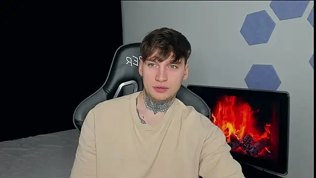 Snapshot of Chris_Tyson chatting on 03.16.25 Chris Tyson online show from 03.16.25