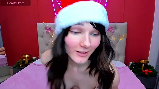Snapshot of Lili_flowerr chatting on 12.29.24 Lili flowerr online show from 12.29.24