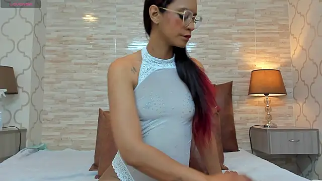 Snapshot of ZoeSmitth chatting on 12.12.24 ZoeSmitth online show from 12.12.24