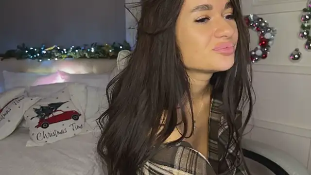 UrLillShy online show from 01.10.25