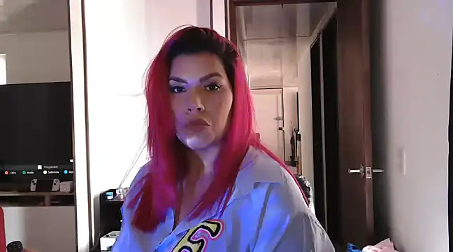 Snapshot of CarolinaRincon chatting on 02.01.25 CarolinaRincon online show from 02.01.25