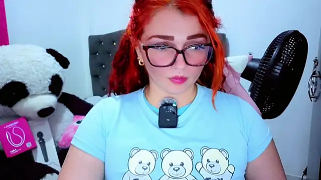 Snapshot of Alexatexa2929 chatting on 10.03.25 Alexatexa2929 online show from 10.03.25