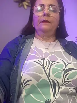 Snapshot of PaulinaSanders_X chatting on 12.13.24 PaulinaSanders X online show from 12.13.24