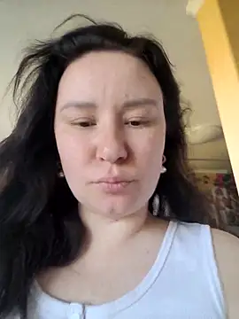 AlexaLexie online show from 10.15.25