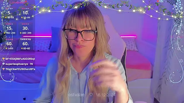 estivalae online show from 12.16.24