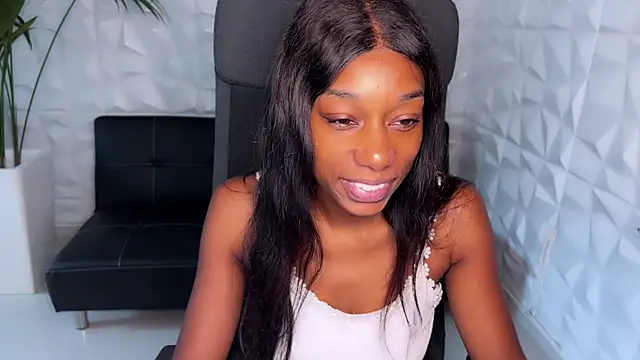 Snapshot of smileybabe chatting on 01.07.25 smileybabe online show from 01.07.25