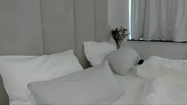 Snapshot of smileybabe chatting on 02.27.25 smileybabe online show from 02.27.25