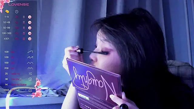 Snapshot of maydaykimmy chatting on 12.06.24 maydaykimmy online show from 12.06.24