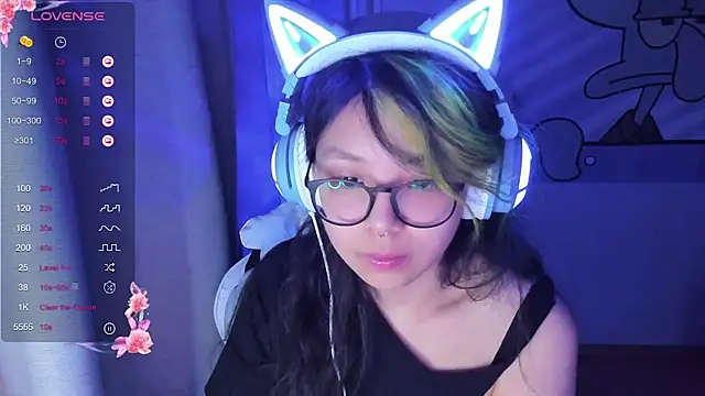 Snapshot of maydaykimmy chatting on 01.16.25 maydaykimmy online show from 01.16.25