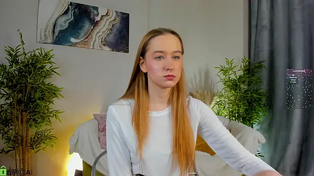 Sweett Monica online show from 11.24.25