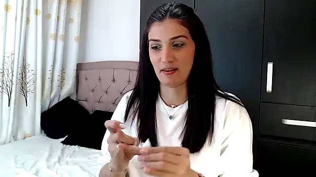 Snapshot of ZajiraShane chatting on 03.19.25 ZajiraShane online show from 03.19.25