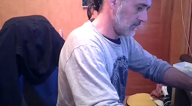 Snapshot of Lia_Y_PatrickX chatting on 01.13.25 Lia Y PatrickX online show from 01.13.25
