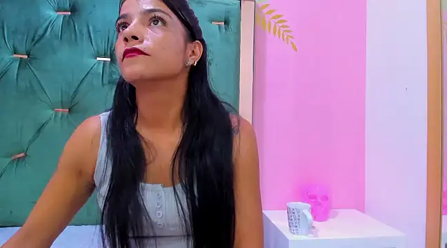 Snapshot of Hellen__4master chatting on 02.01.25 Hellen 4master online show from 02.01.25