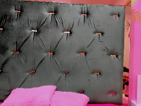 Snapshot of Hellen__4master chatting on 03.18.25 Hellen 4master online show from 03.18.25