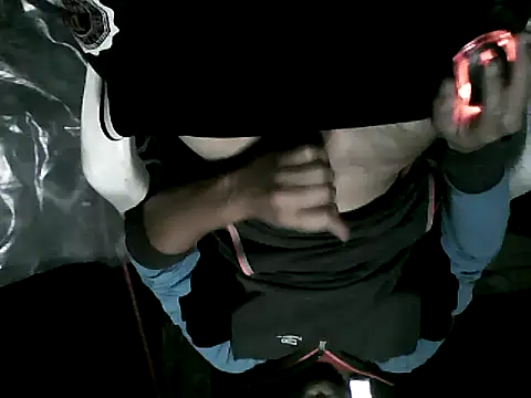 Snapshot of vadszex31 chatting on 10.06.25 vadszex31 online show from 10.06.25