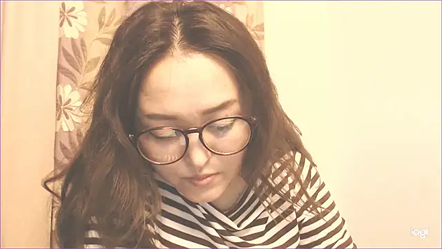 Snapshot of hrnyteacher chatting on 01.15.25 hrnyteacher online show from 01.15.25